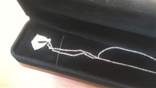 Silver PENDANT NECKLACE 925 Silver 4.11g